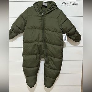 Old Navy Snow Suit (NWT)